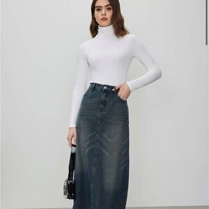 Cider Cream Turtleneck Top